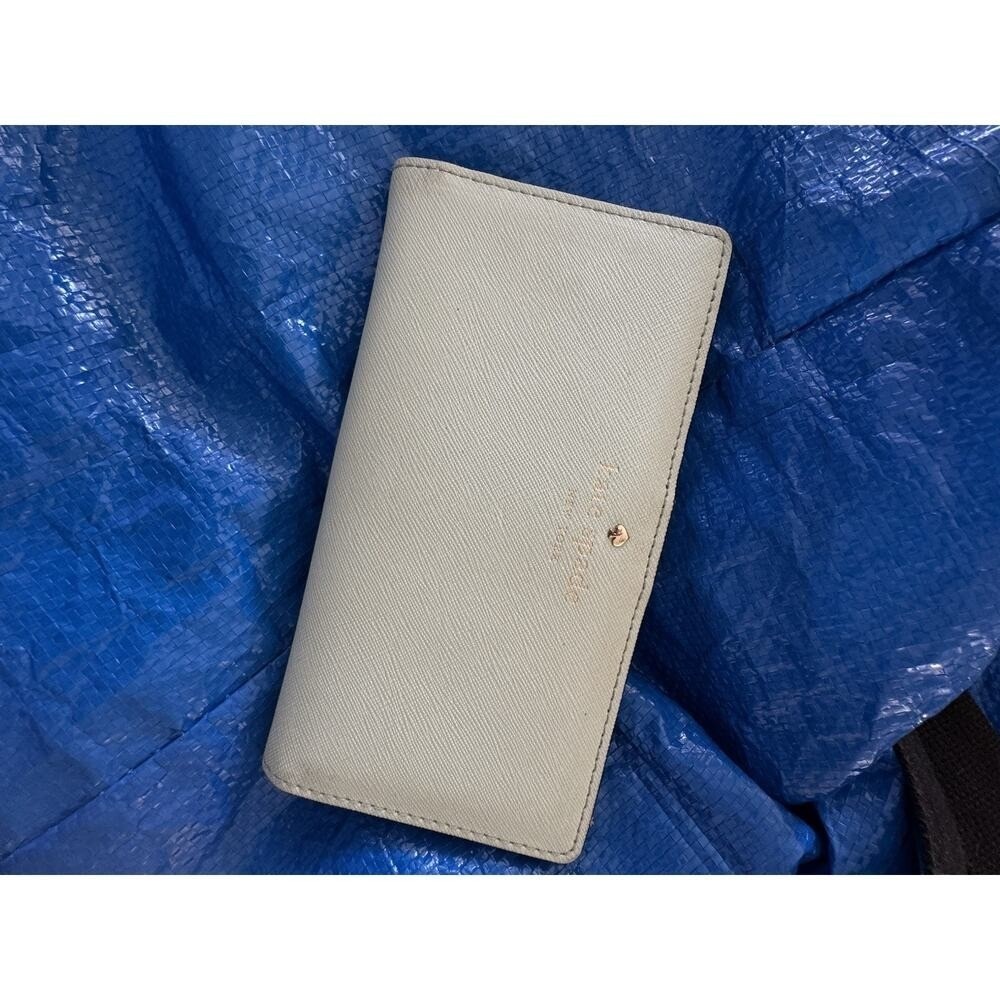 Kate Spade Cherry Lane Stacy Wallet In Big Smoke Used In Good Condition